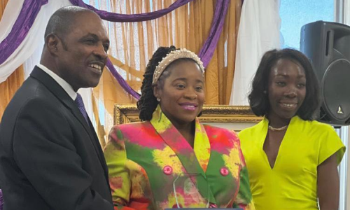 Dr. Myles Munroe Scholarship Fund (4)